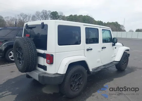 2013 Jeep Wrangler Unlimited Sahara z USA, uszkodzony, nr VIN 1C4BJWEGXDL550261